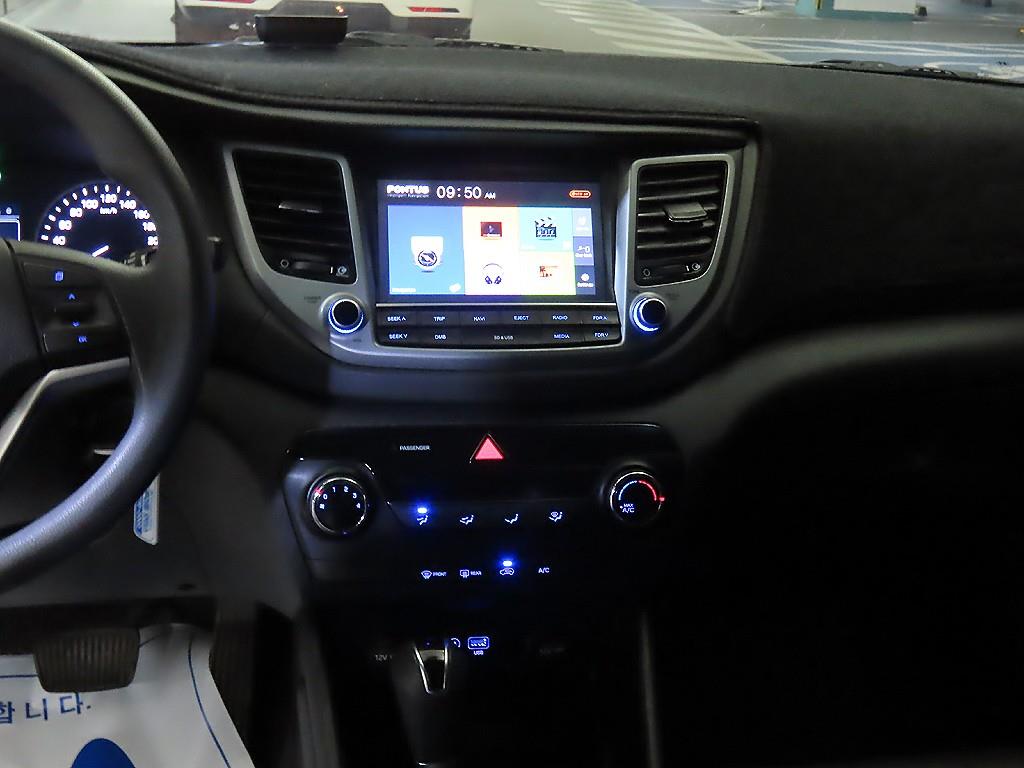 HYUNDAI Tucson - Vista 11