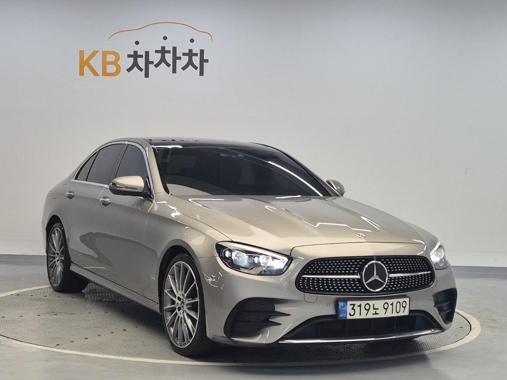 Mercedes Benz E class - Vista 4