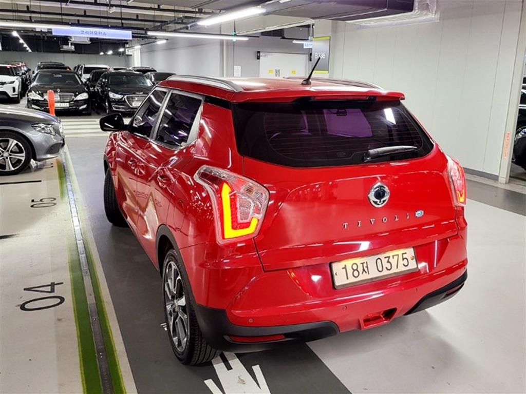 Ssangyong Tivoli - Vista 3