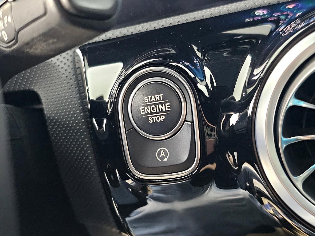 Mercedes Benz A Class - Vista 12