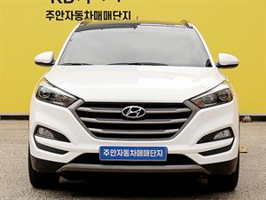HYUNDAI Tucson - Vista 2