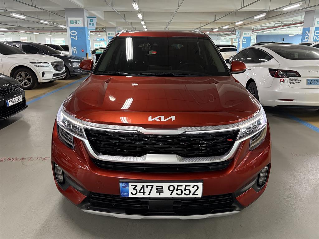 KIA Seltos - Vista 2
