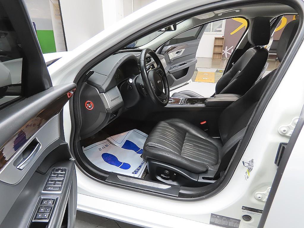 Jaguar XF 2017 Blanco - Importación desde Corea - HF Imports Iquique - Foto 11