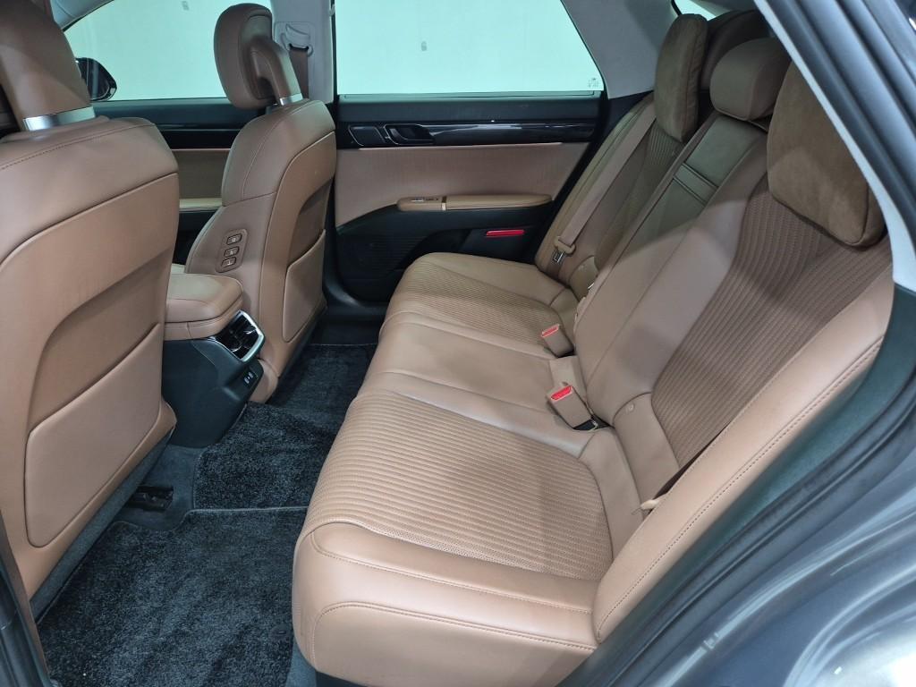 HYUNDAI Grandeur - Vista 12