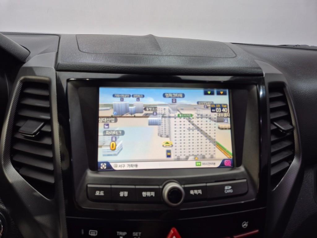 Ssangyong Tivoli - Vista 11
