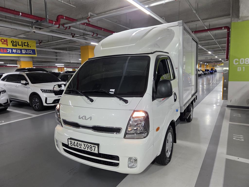 Small Truck Normal Box(High Deck) 2025 Blanco - Importación desde Corea - HF Imports Iquique - Foto 1