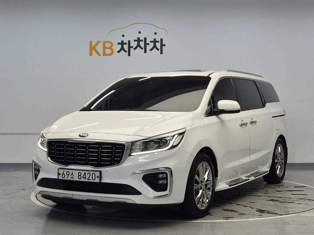 KIA Carnival 2019 Blanco - Importación desde Corea - HF Imports Iquique - Foto 1