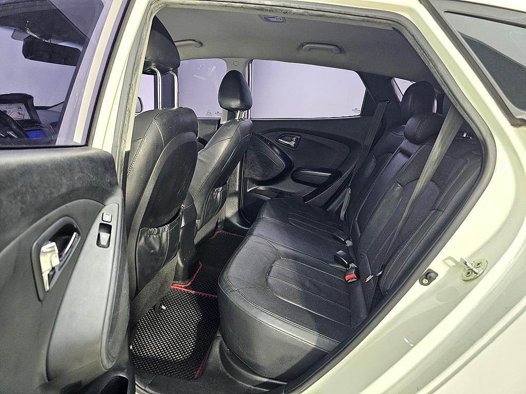 HYUNDAI Tucson - Vista 9