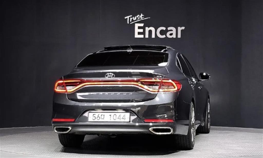 HYUNDAI Grandeur - Vista 4