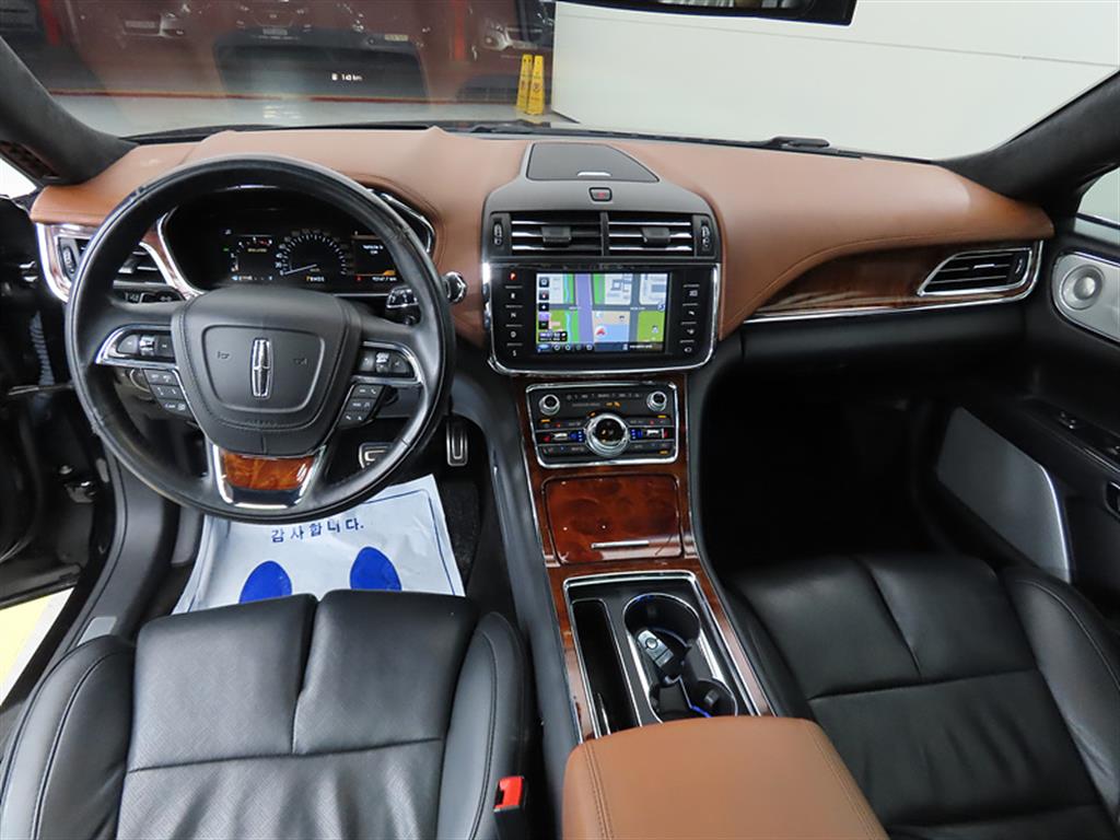 Lincoln Continental - Vista 7
