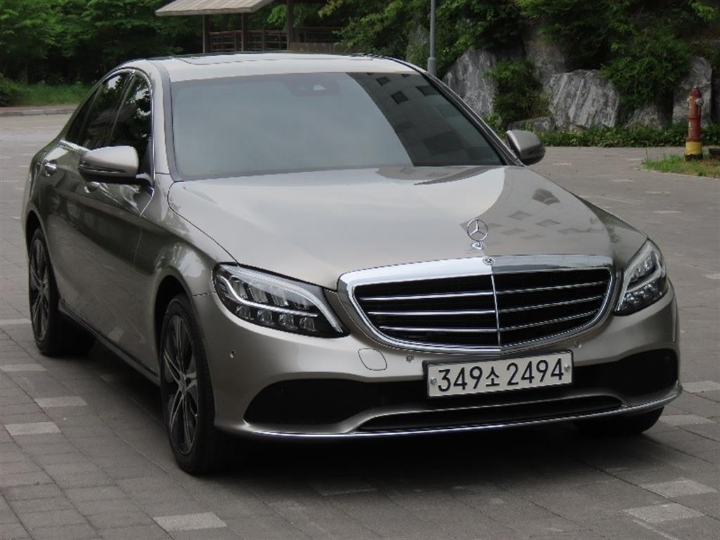 Mercedes Benz C Class - Vista 3