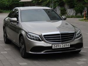Mercedes Benz C Class - Vista 4