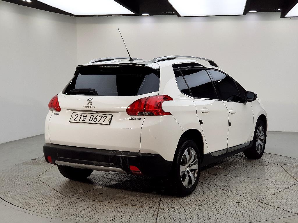 Peugeot 2008 - Vista 4
