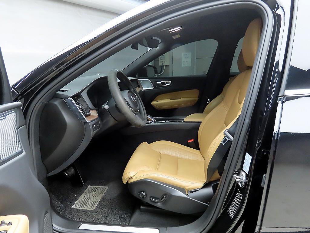 Volvo XC60 - Vista 5