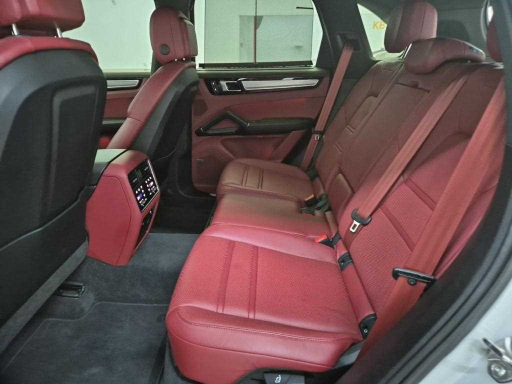 Porsche Cayenne - Vista 12