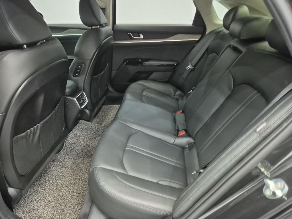 KIA K5 - Vista 12
