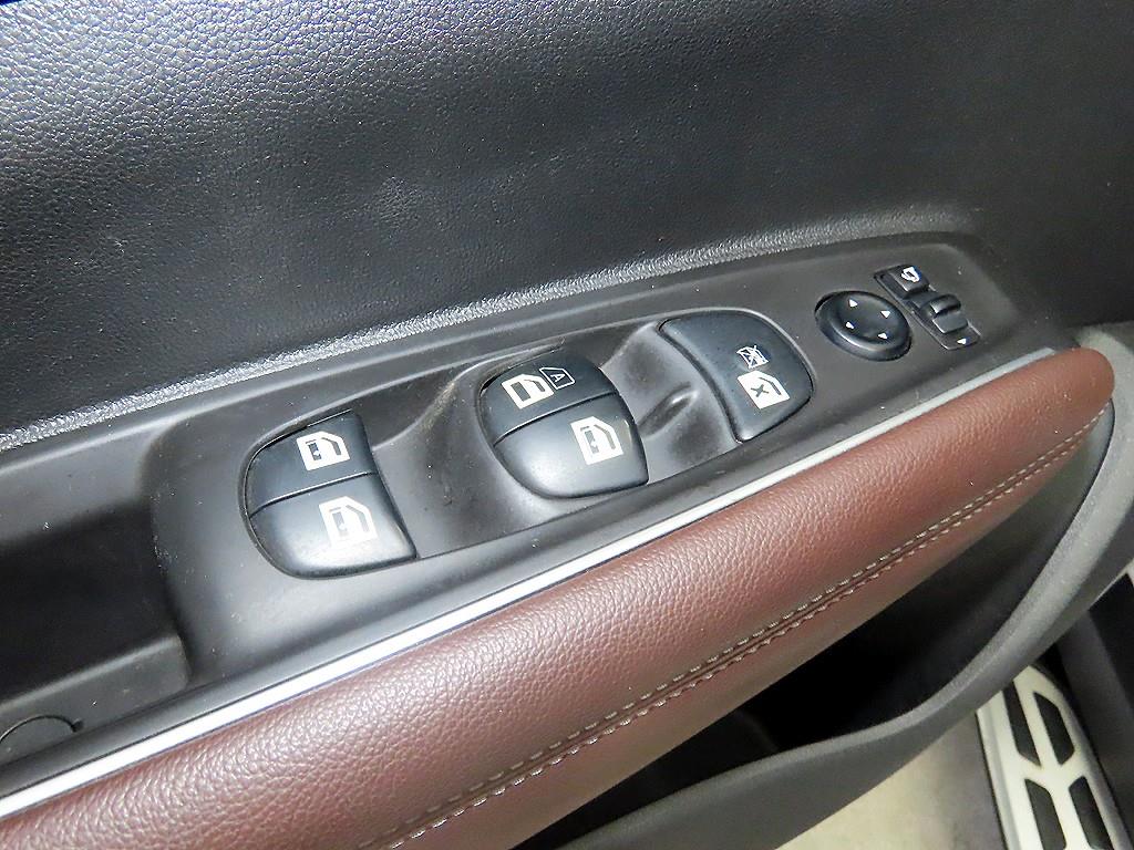 SAMSUNG QM6 2019 Blanco - Importación desde Corea - HF Imports Iquique - Foto 13