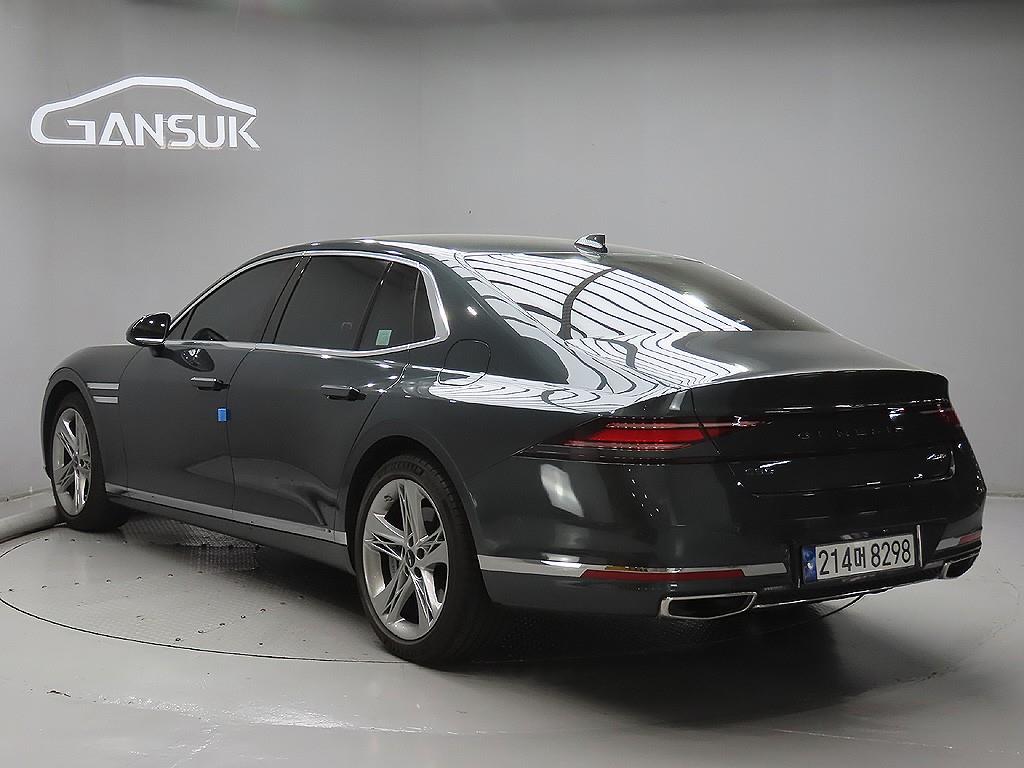 Genesis G90 - Vista 5