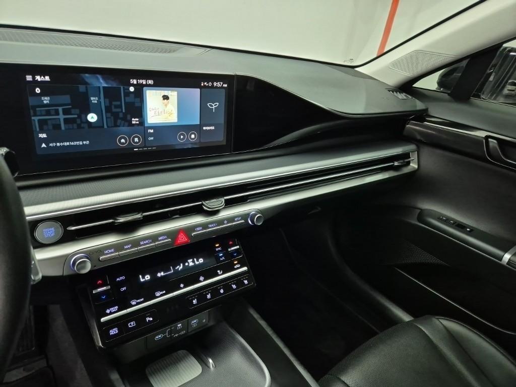 HYUNDAI Grandeur - Vista 10