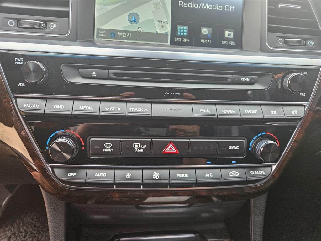 HYUNDAI Aslan - Vista 12