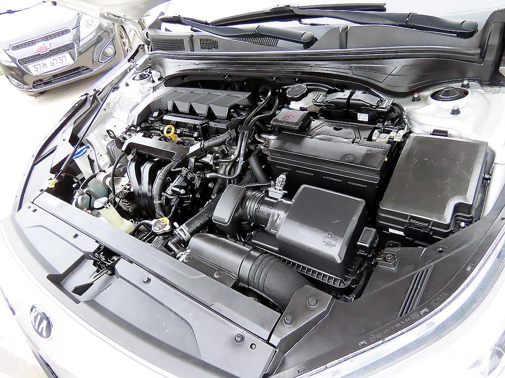 KIA K3 2019 Plateado - Importación desde Corea - HF Imports Iquique - Foto 19
