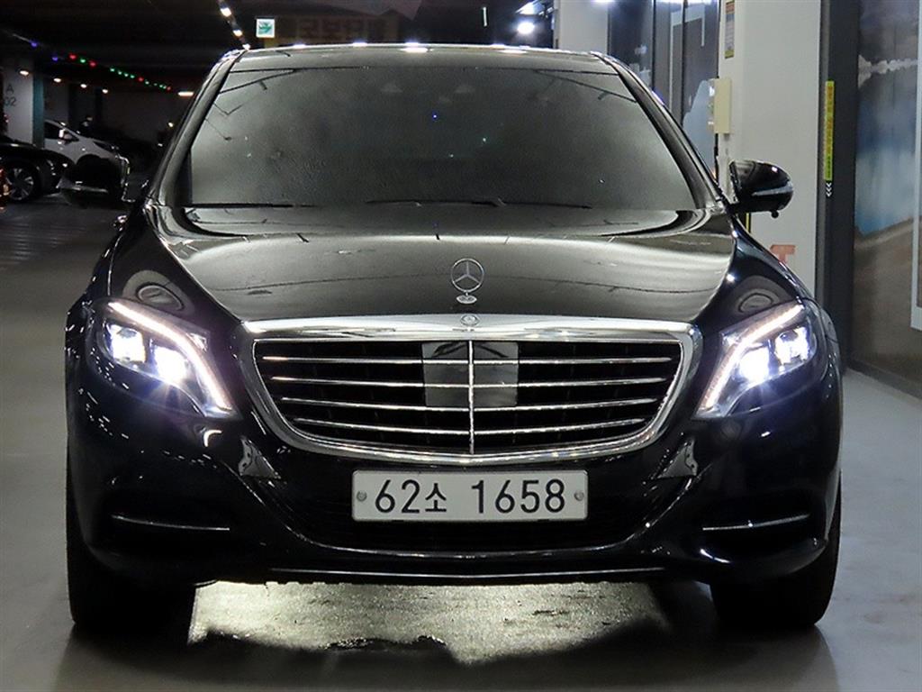 Mercedes Benz S Class - Vista 2
