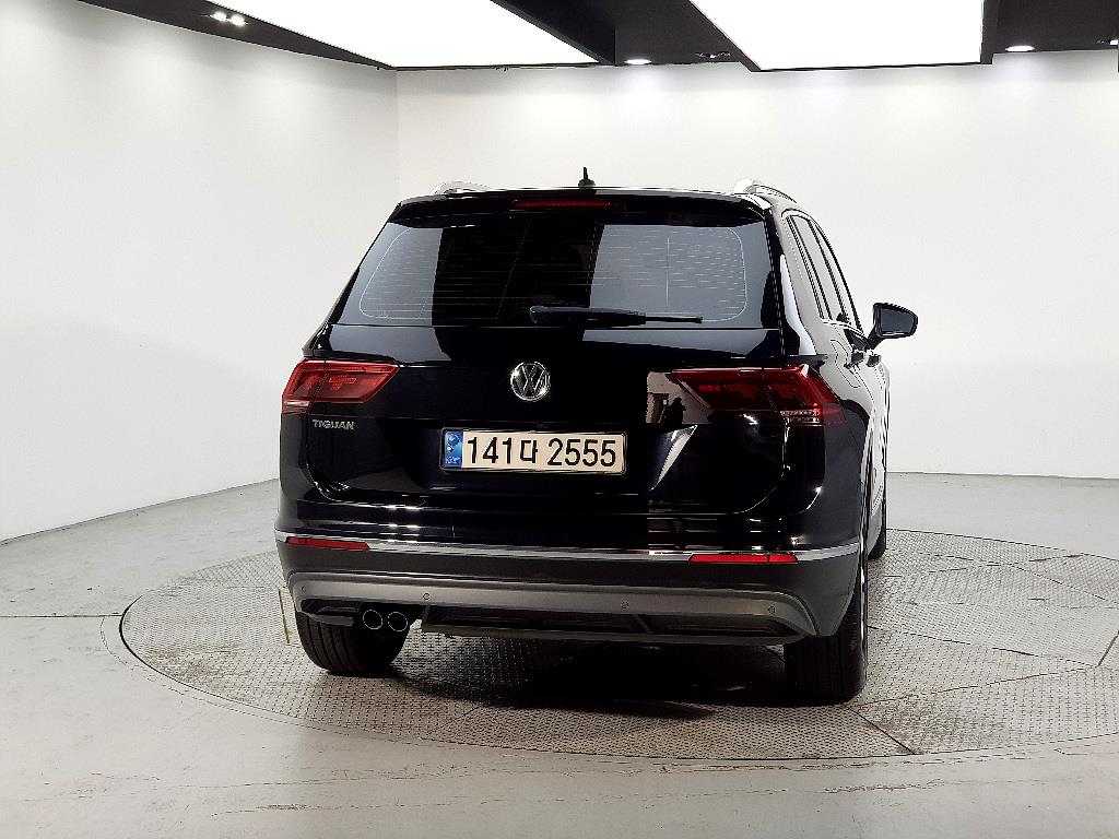 Volkswagen Tiguan - Vista 3
