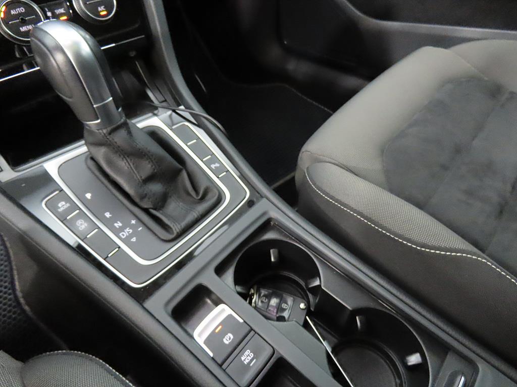 Volkswagen Golf - Vista 10