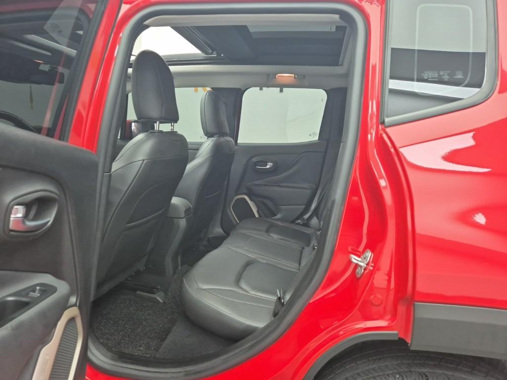 Jeep Renegade - Vista 12