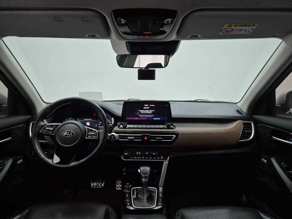 KIA Seltos - Vista 7
