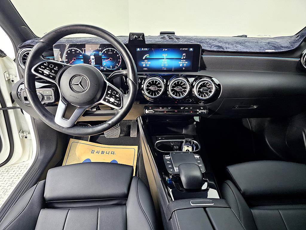 Mercedes Benz A Class - Vista 5