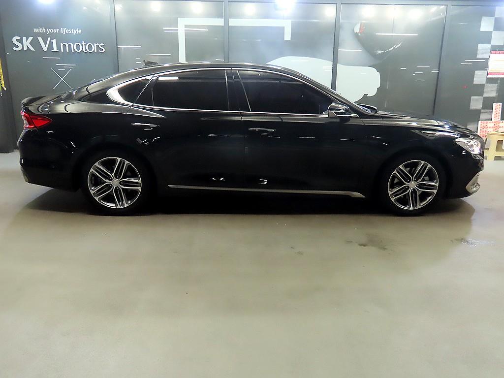 HYUNDAI Grandeur - Vista 3