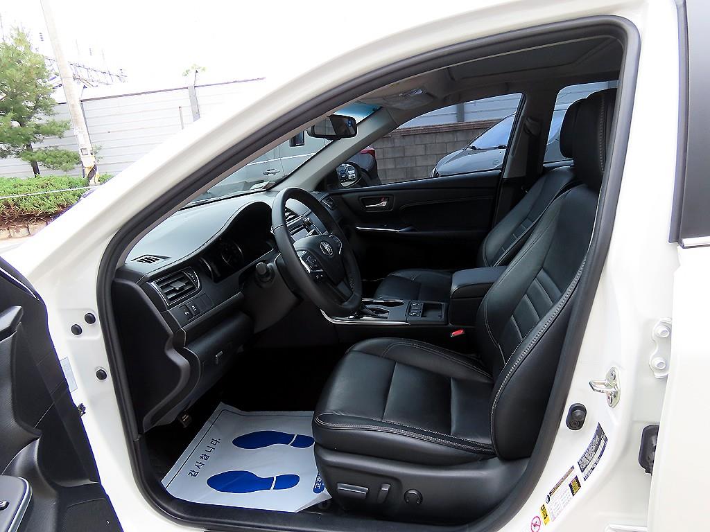 Toyota Camry - Vista 5