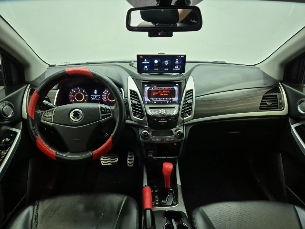 Ssangyong Korando - Vista 12