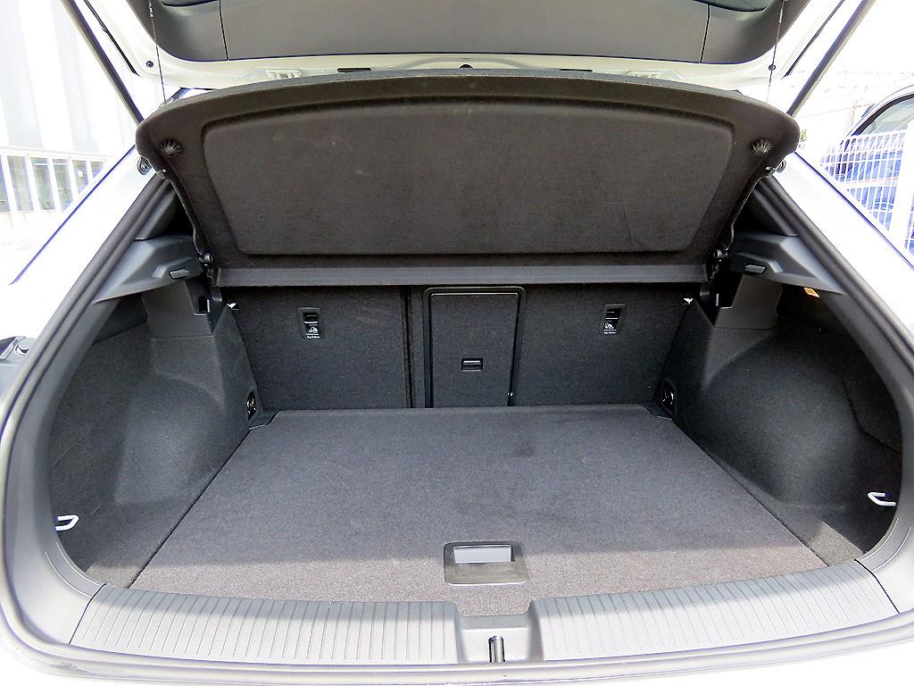 Volkswagen T-Roc 2022 Blanco - Importación desde Corea - HF Imports Iquique - Foto 18