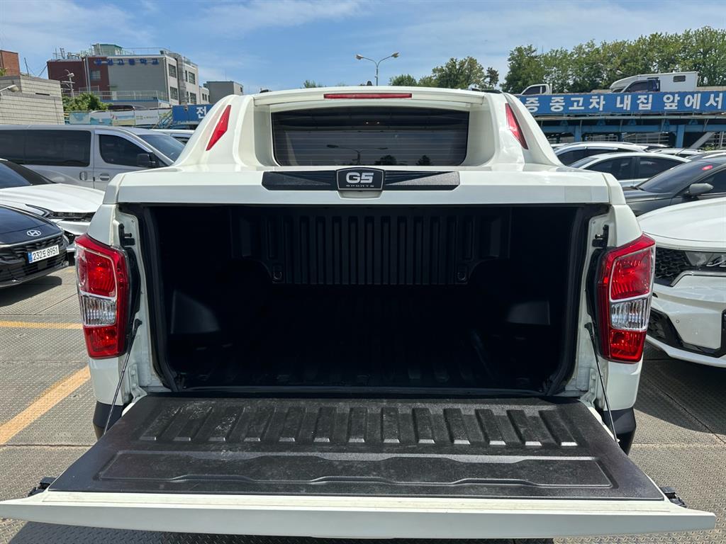 Ssangyong Rexton 2018 Blanco - Importación desde Corea - HF Imports Iquique - Foto 16