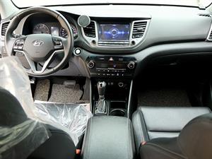 HYUNDAI Tucson - Vista 10