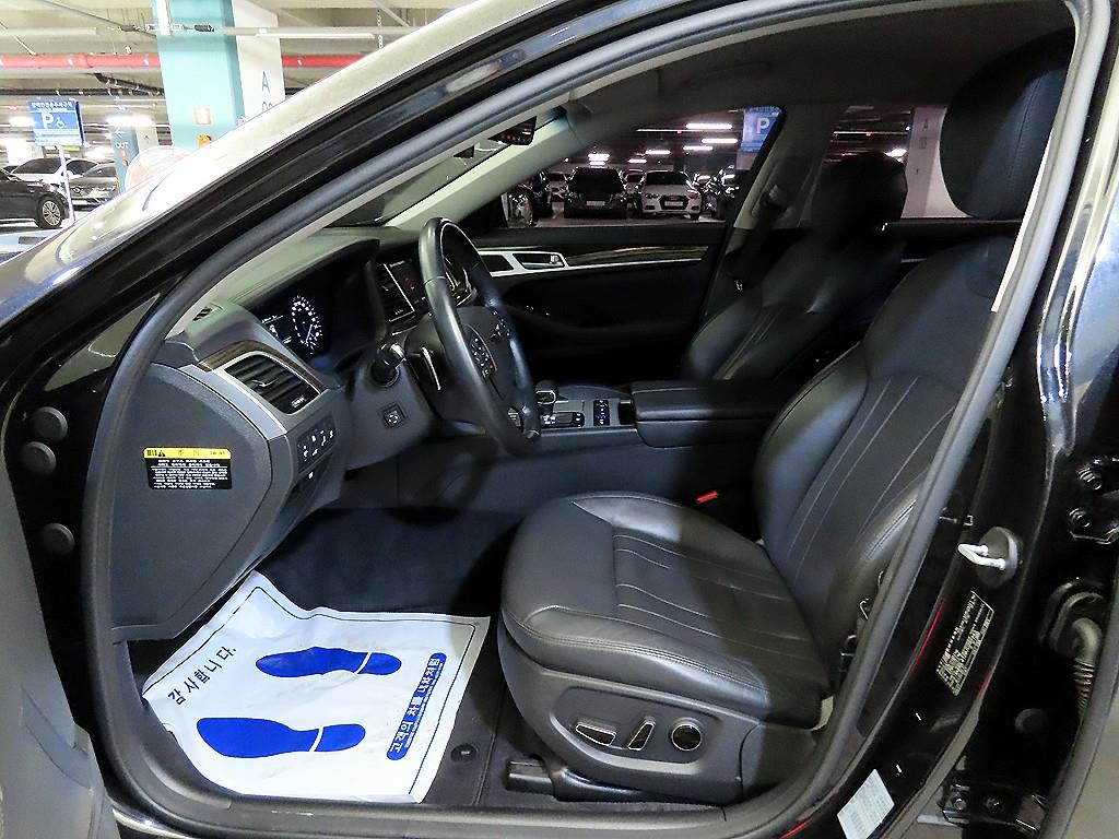 Genesis G80 - Vista 6
