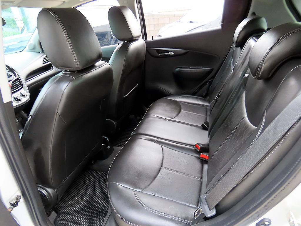 Chevrolet Spark - Vista 6