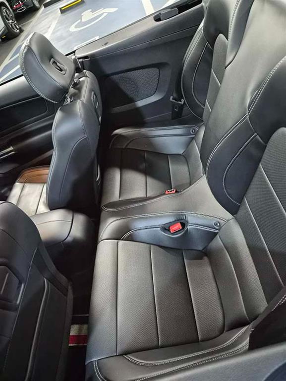Ford Mustang - Vista 11