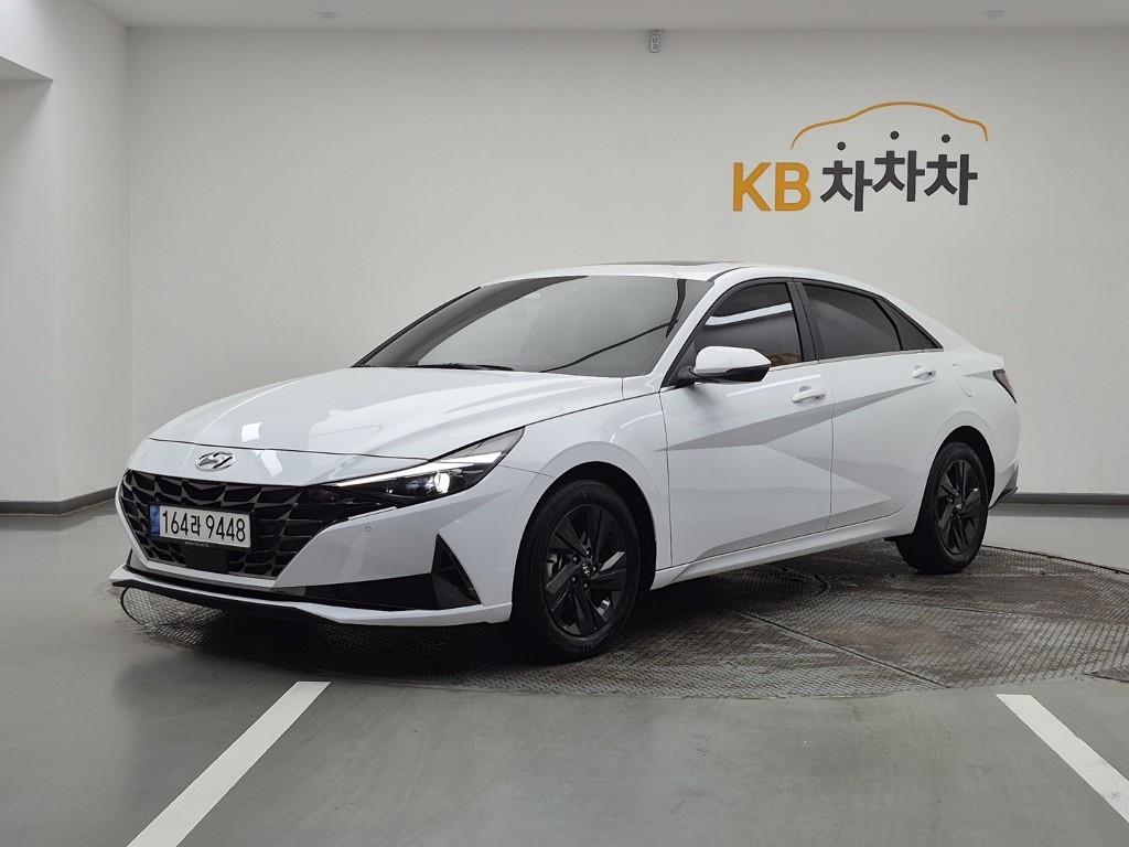 HYUNDAI Avante 2022 Blanco - Importación desde Corea - HF Imports Iquique - Foto 1