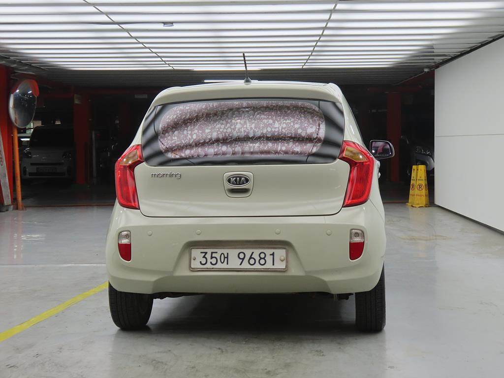 KIA Morning - Vista 3