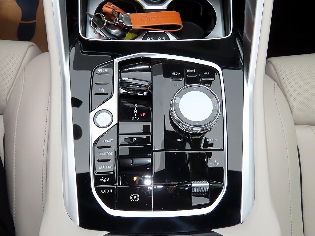 BMW X6 - Vista 10