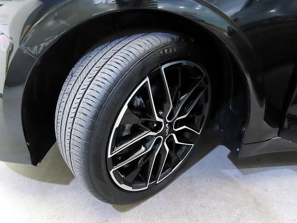 KIA K5 2022 Negro - Importación desde Corea - HF Imports Iquique - Foto 20