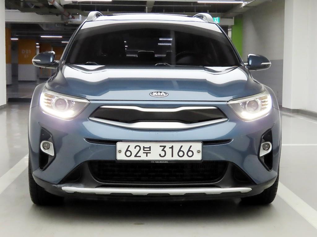 KIA Stonic 2018 - Importación desde Corea - HF Imports Iquique - Foto 1