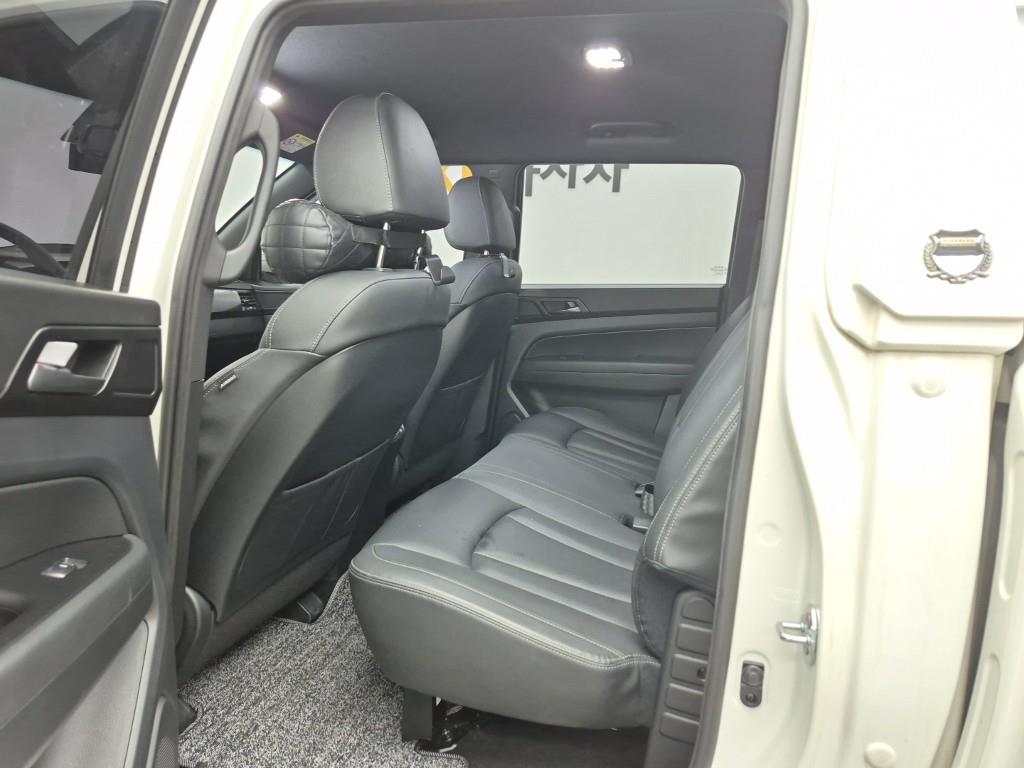 Ssangyong Rexton - Vista 12