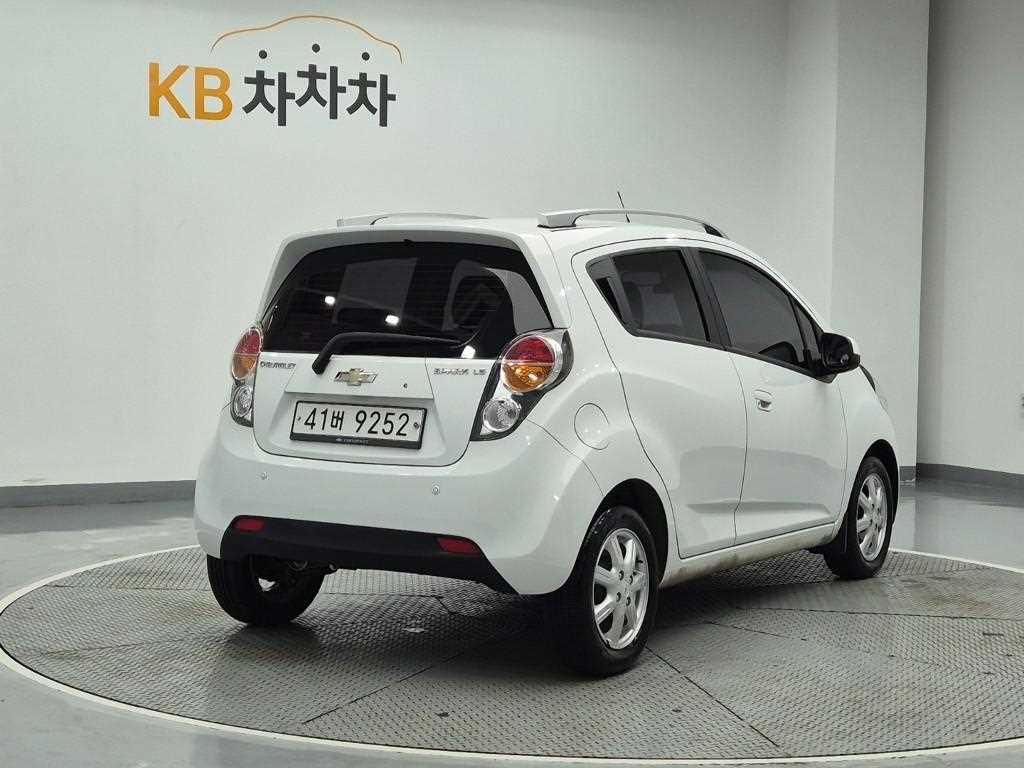 Chevrolet Spark - Vista 3
