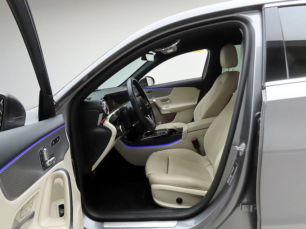 Mercedes Benz A Class 2021 Gris - Importación desde Corea - HF Imports Iquique - Foto 13