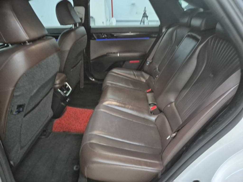 HYUNDAI Grandeur - Vista 12