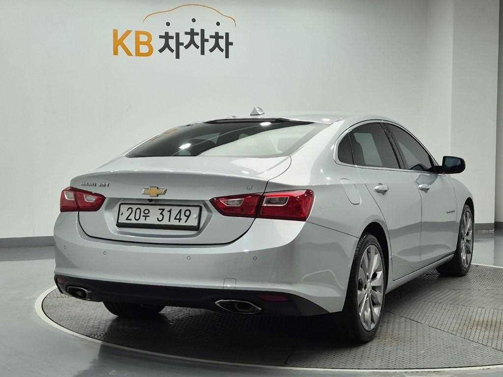 Chevrolet Malibu - Vista 3